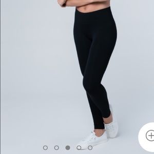 Black organic cotton leggings